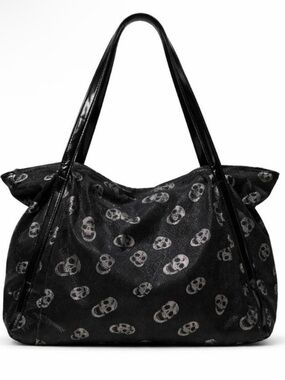 🖤Silver Skull Print Slouchy Shoulder Tote Bag🖤